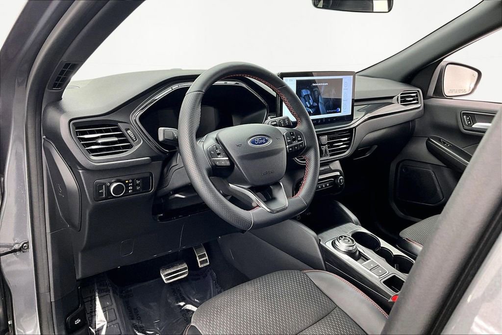 Certified 2024 Ford Escape ST-Line w/ Tech Pack #1 image 14