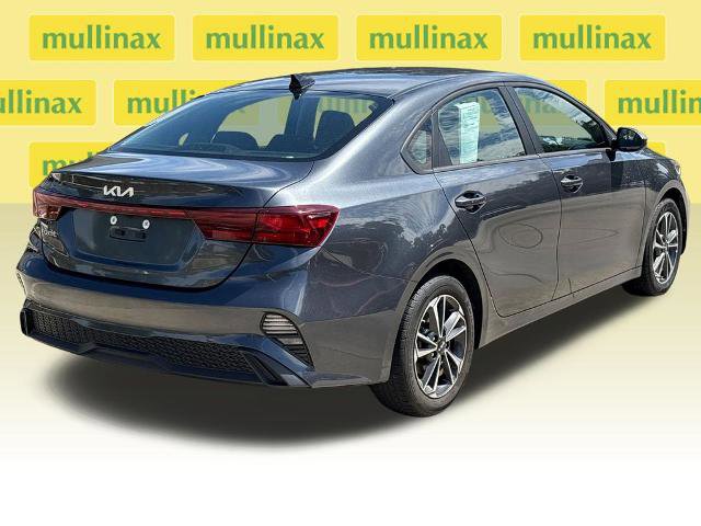 Used 2024 Kia Forte LXS FWD image 4