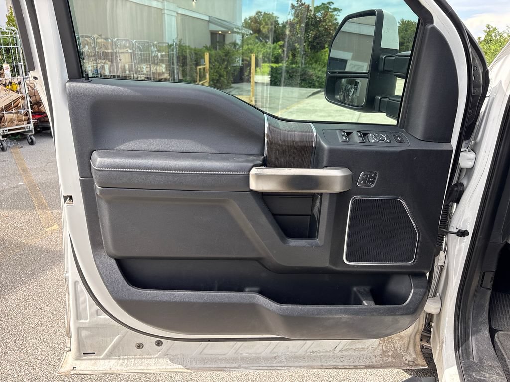 Certified 2020 Ford F250 Lariat w/ Lariat Ultimate Package AWD/4WD image 15