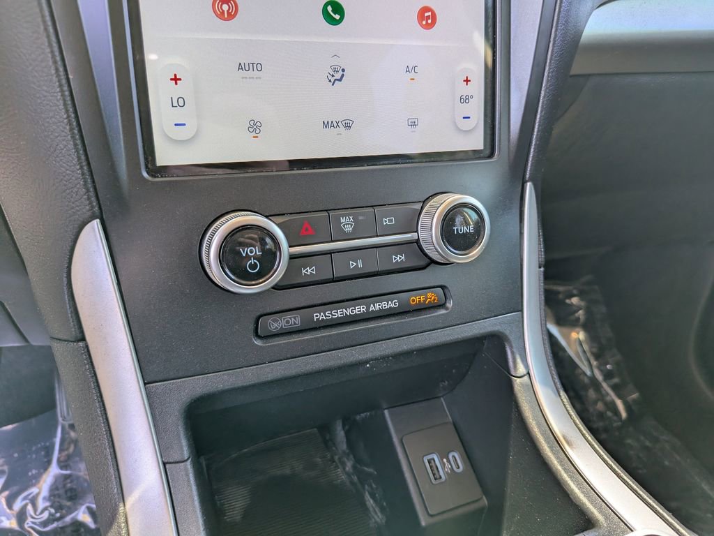 Certified 2024 Ford Edge SE w/ Black Appearance Package image 24