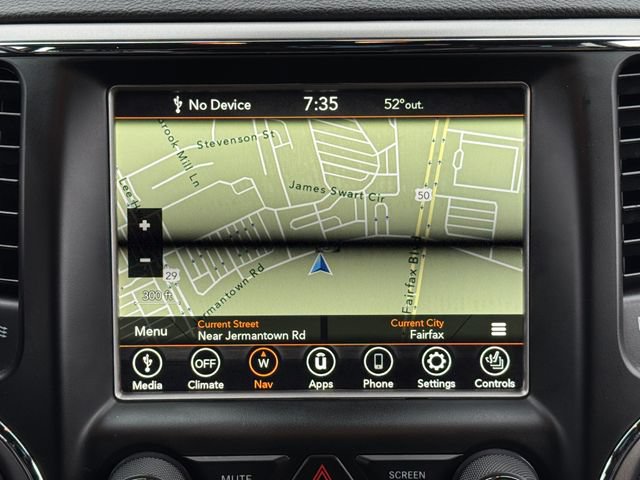 Used 2018 Jeep Grand Cherokee Limited AWD/4WD image 5