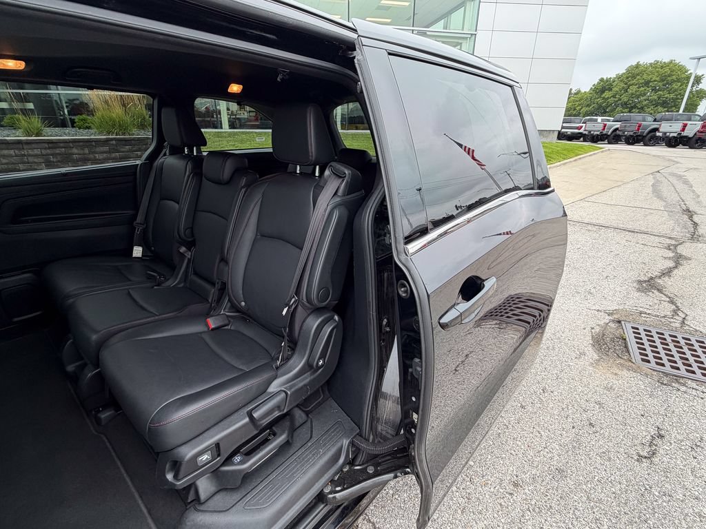 Used 2025 Honda Odyssey Sport-L image 16