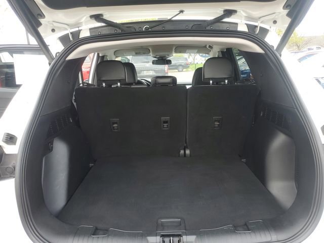 Certified 2024 Ford Escape Platinum AWD/4WD image 30