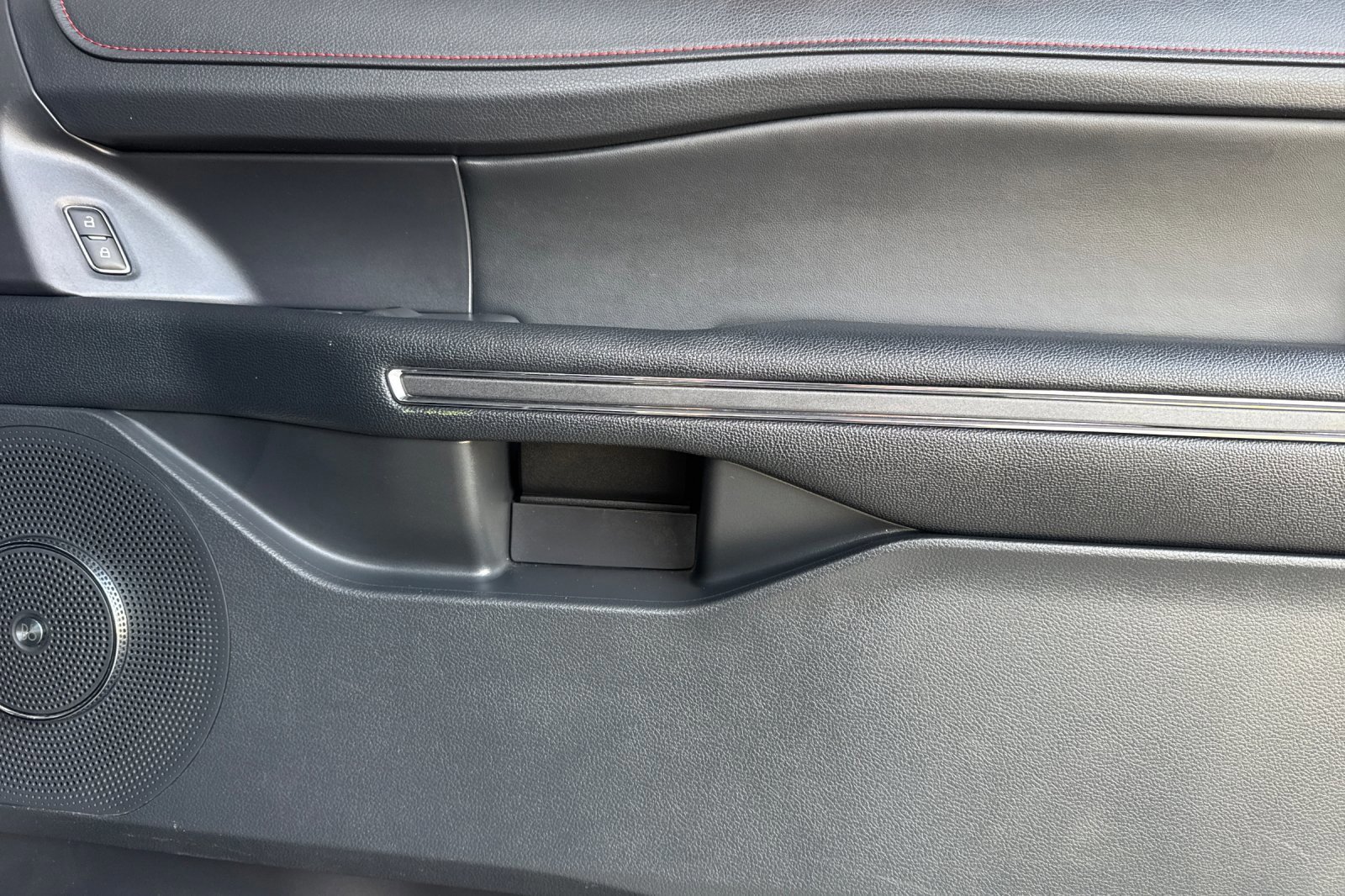 Certified 2022 Ford Expedition Limited image 22