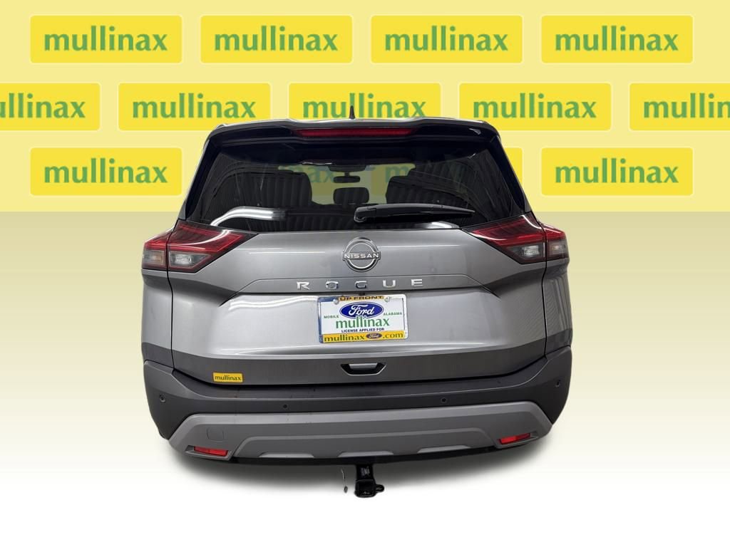 Used 2023 Nissan Rogue S image 7