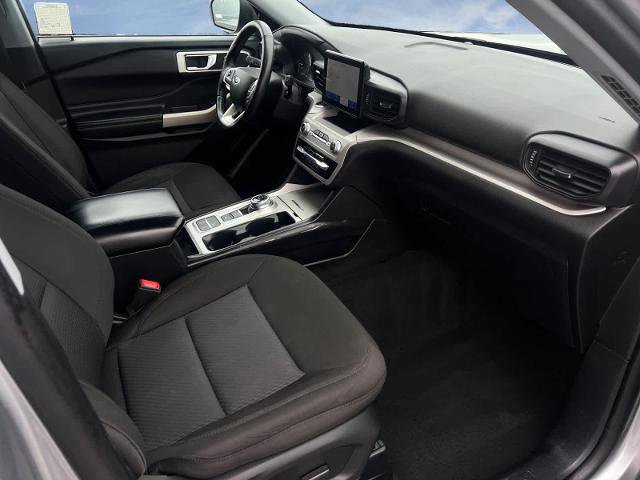 Certified 2023 Ford Explorer XLT RWD image 14