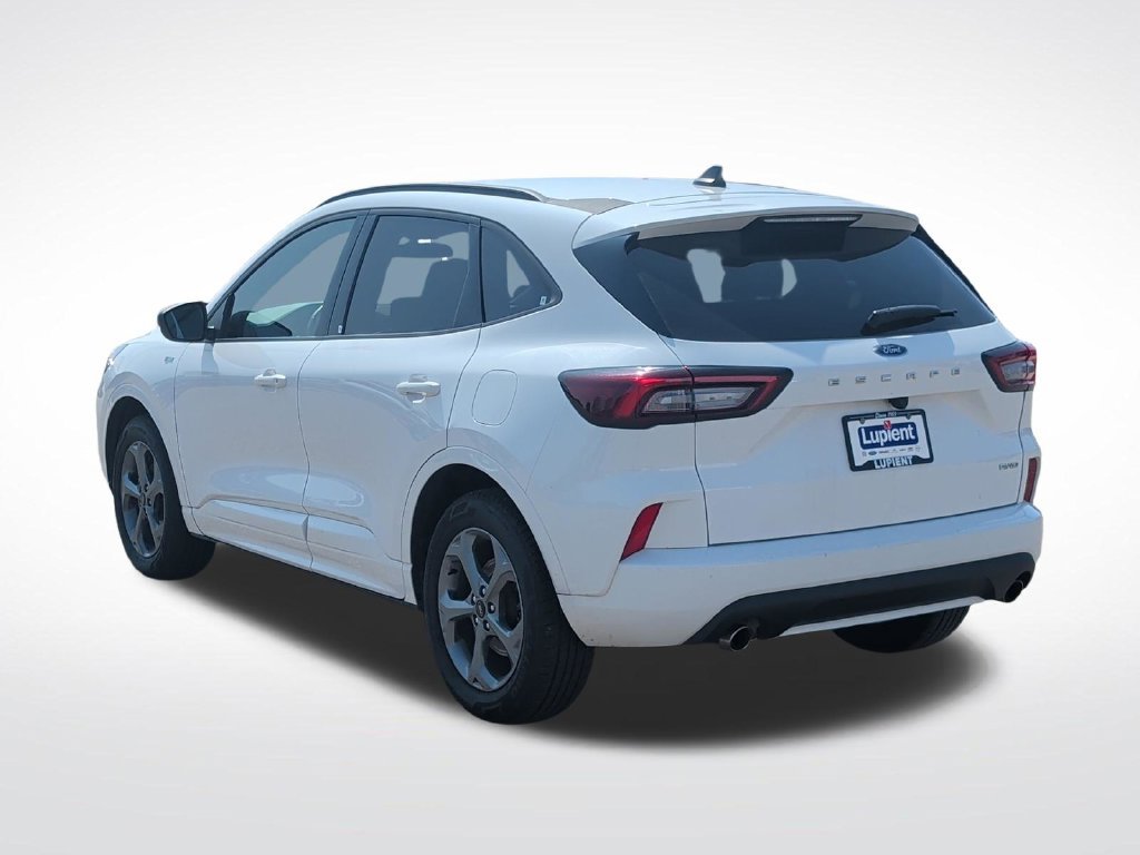 Certified 2023 Ford Escape ST-Line AWD/4WD image 5
