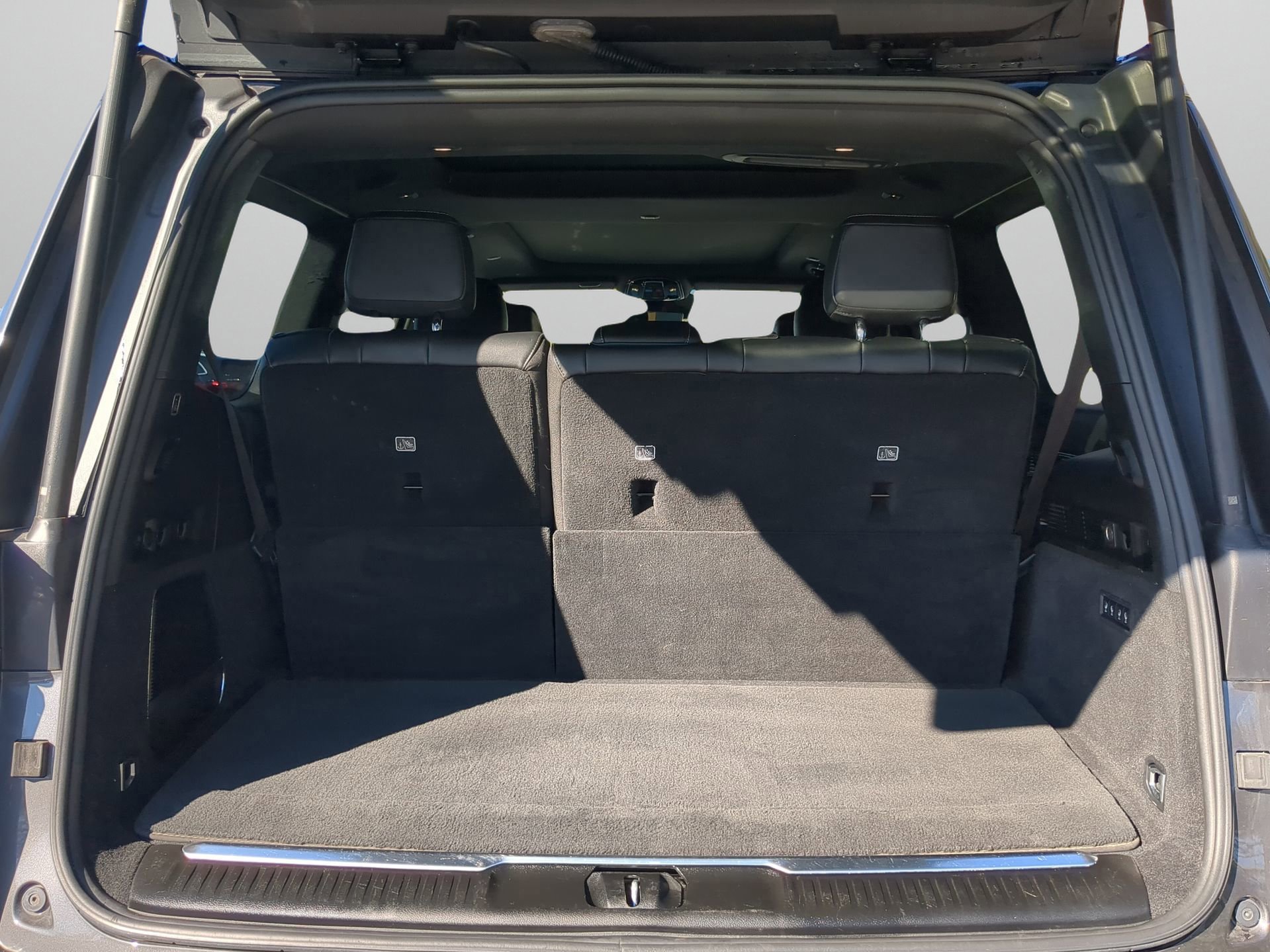 Used 2022 Jeep Grand Wagoneer Series I image 38