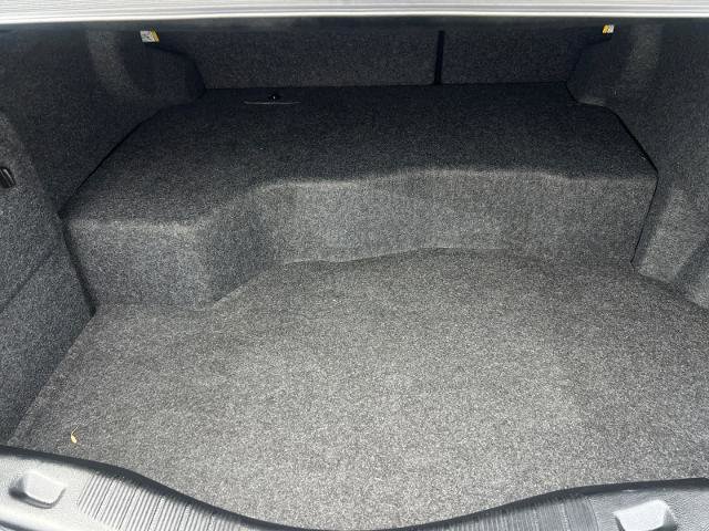 Certified 2020 Ford Fusion SE FWD image 19