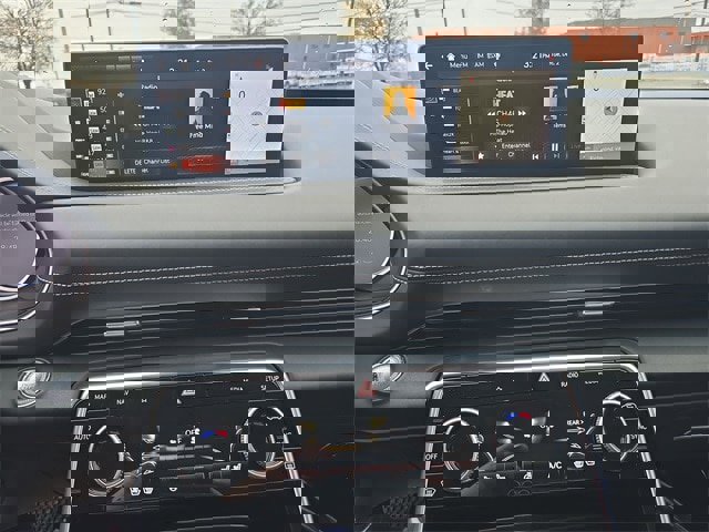 Used 2021 Genesis GV80 3.5T image 16