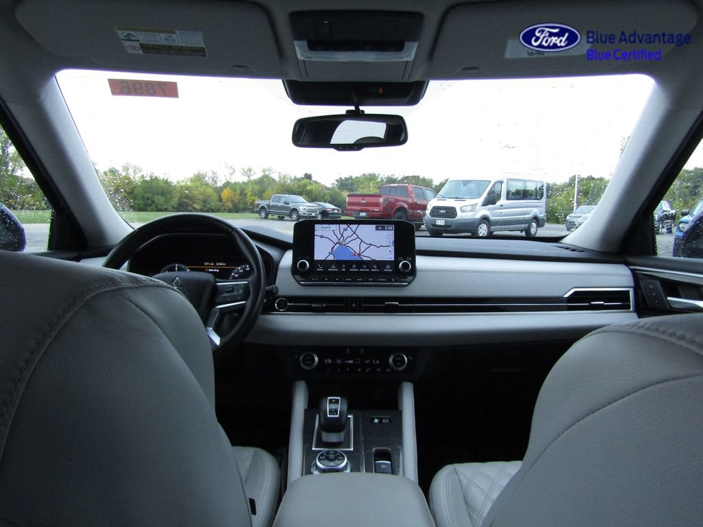 Used 2024 Mitsubishi Outlander SEL AWD/4WD image 15