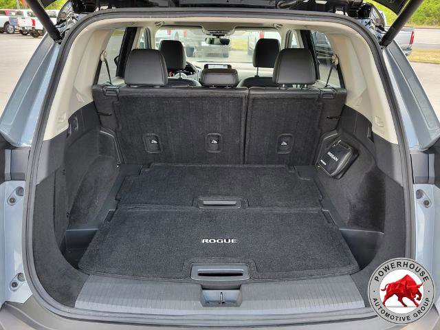 Used 2023 Nissan Rogue Platinum w/ Platinum Premium Package image 14