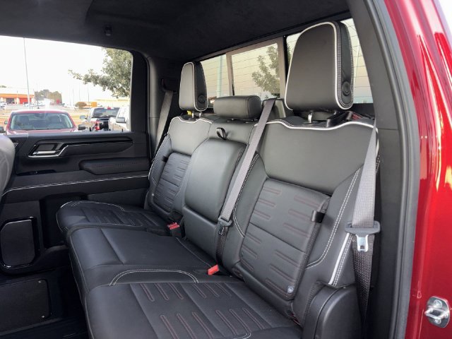 Used 2024 GMC Sierra 2500 AT4X AWD/4WD image 31