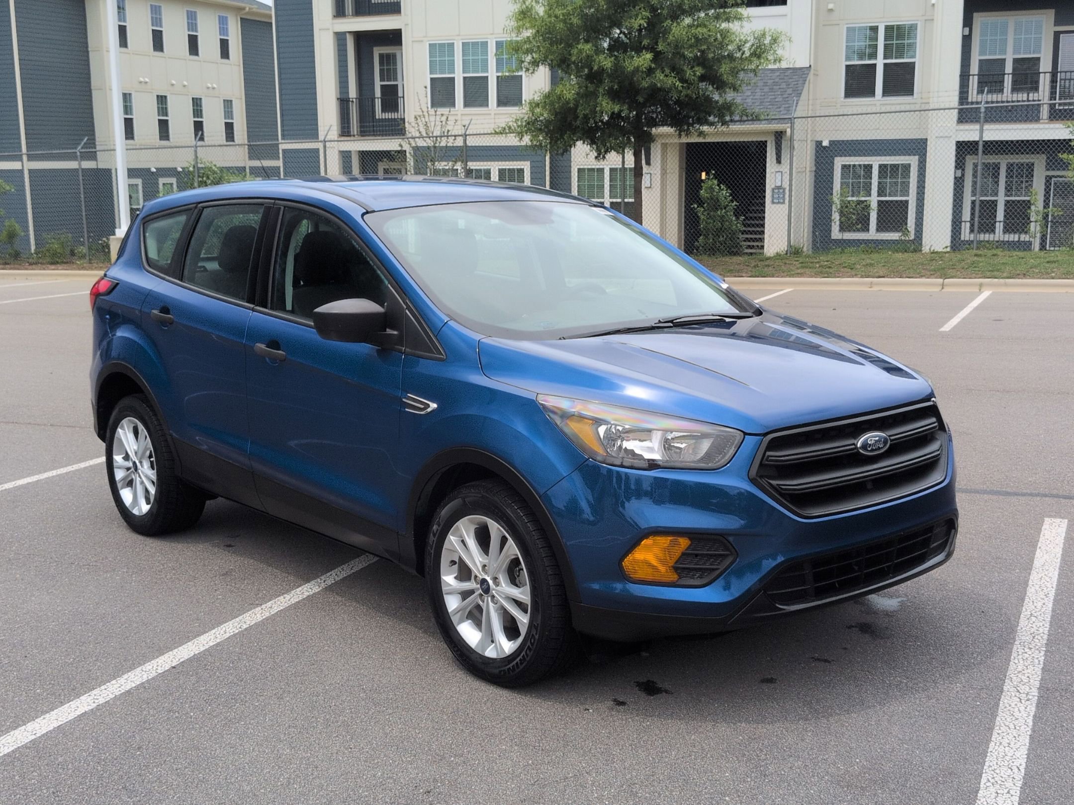 Certified 2019 Ford Escape S FWD image 2