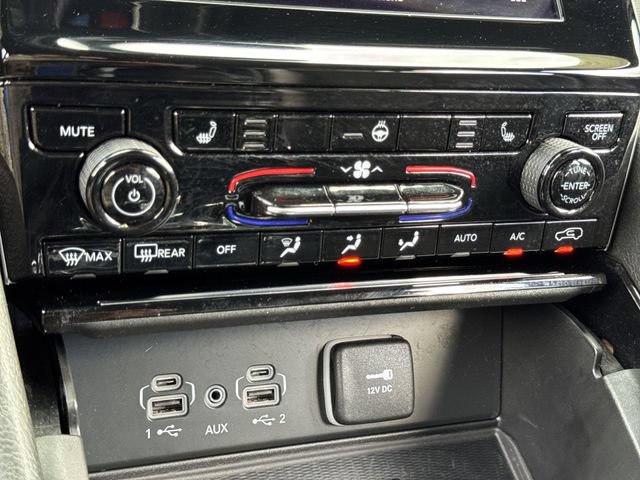 Used 2023 Jeep Grand Cherokee L Laredo RWD image 18
