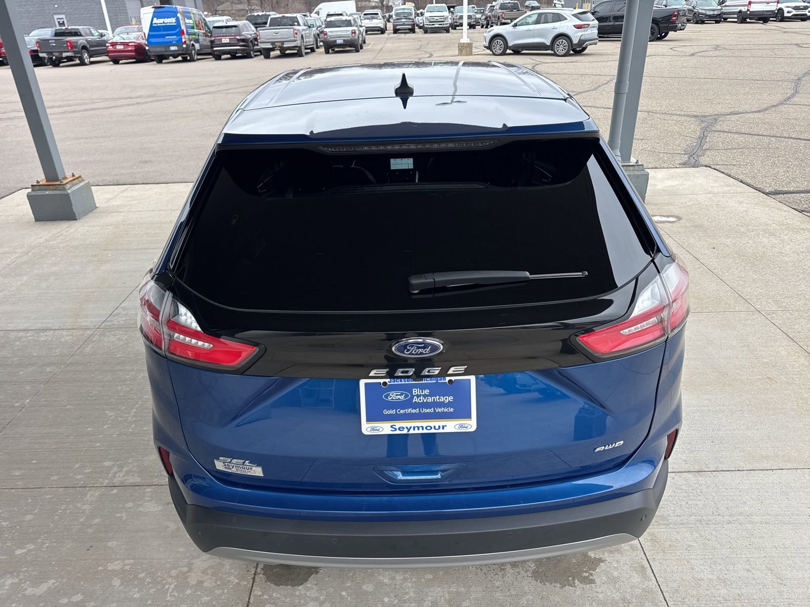 Certified 2024 Ford Edge SEL image 4