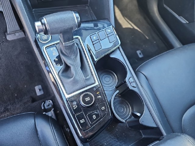 Used 2024 Kia Sportage EX FWD image 30