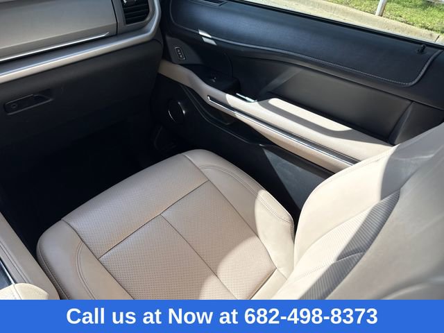 Certified 2022 Ford Expedition XLT image 16