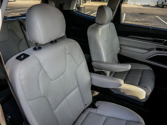 Used 2021 Kia Telluride EX w/ EX Premium Package AWD/4WD image 27