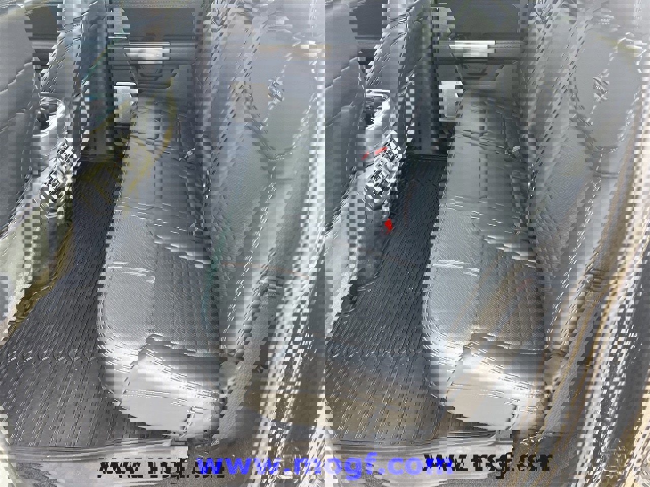 Certified 2023 Ford F150 Platinum w/ Equipment Group 701A High image 31