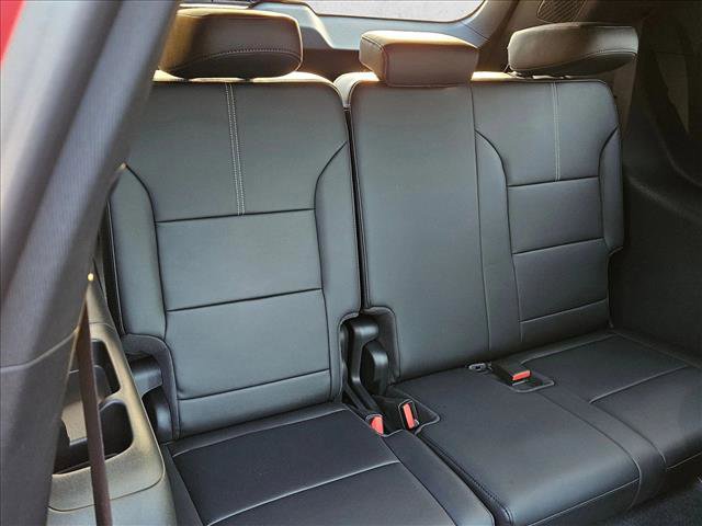 Used 2026 GMC Acadia Elevation w/ Black Edition FWD image 17