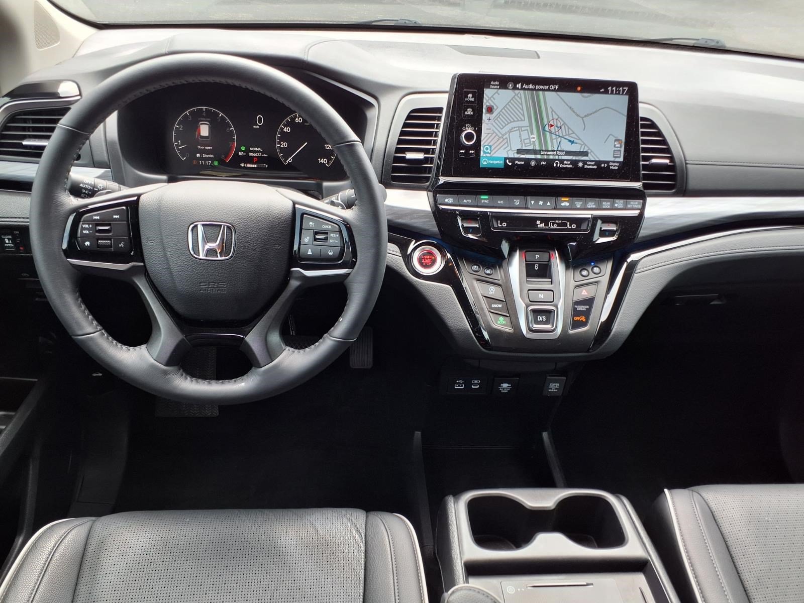 Used 2026 Honda Odyssey Elite image 13