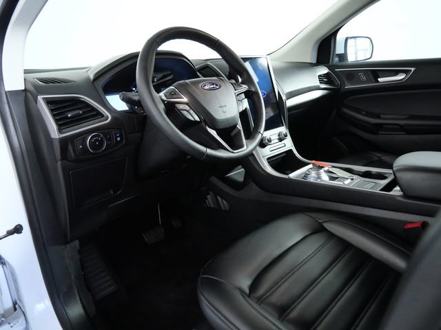 Certified 2023 Ford Edge SEL w/ Convenience Package AWD/4WD image 12