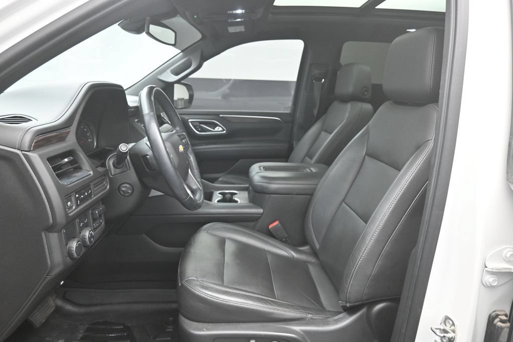 Used 2021 Chevrolet Tahoe LT w/ LT Signature Package RWD image 18