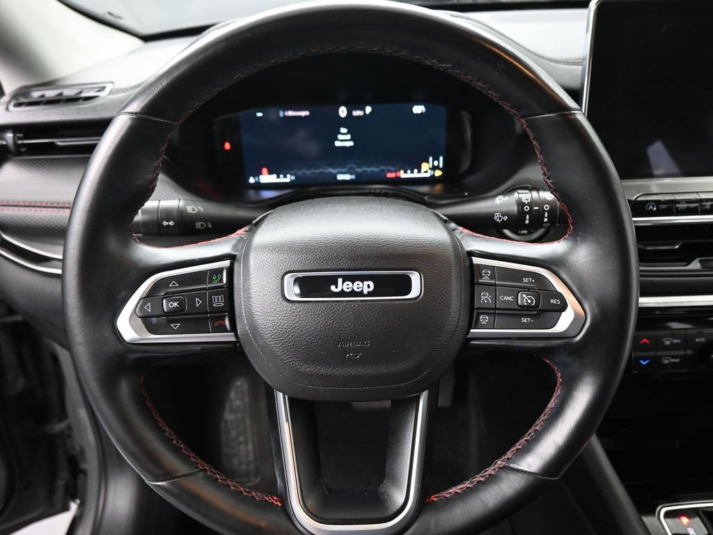 Used 2022 Jeep Compass Trailhawk w/ Trailhawk Elite Group image 13