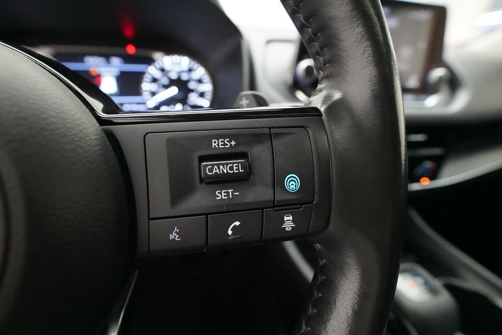 Used 2021 Nissan Rogue SV AWD/4WD image 18