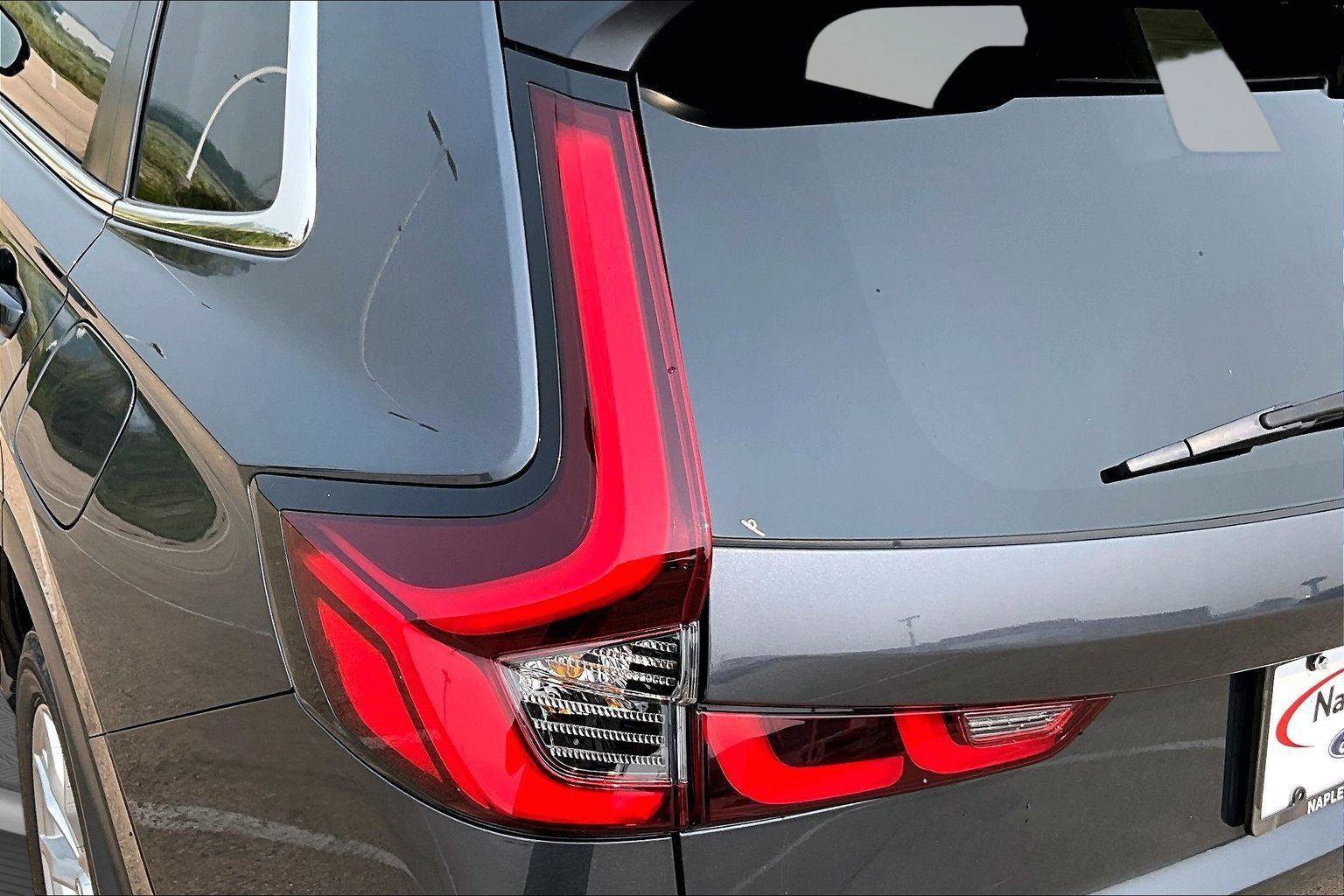 Used 2025 Honda CR-V EX image 31