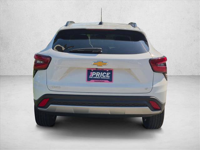 Used 2024 Chevrolet Trax LT w/ LT Convenience Package FWD image 6