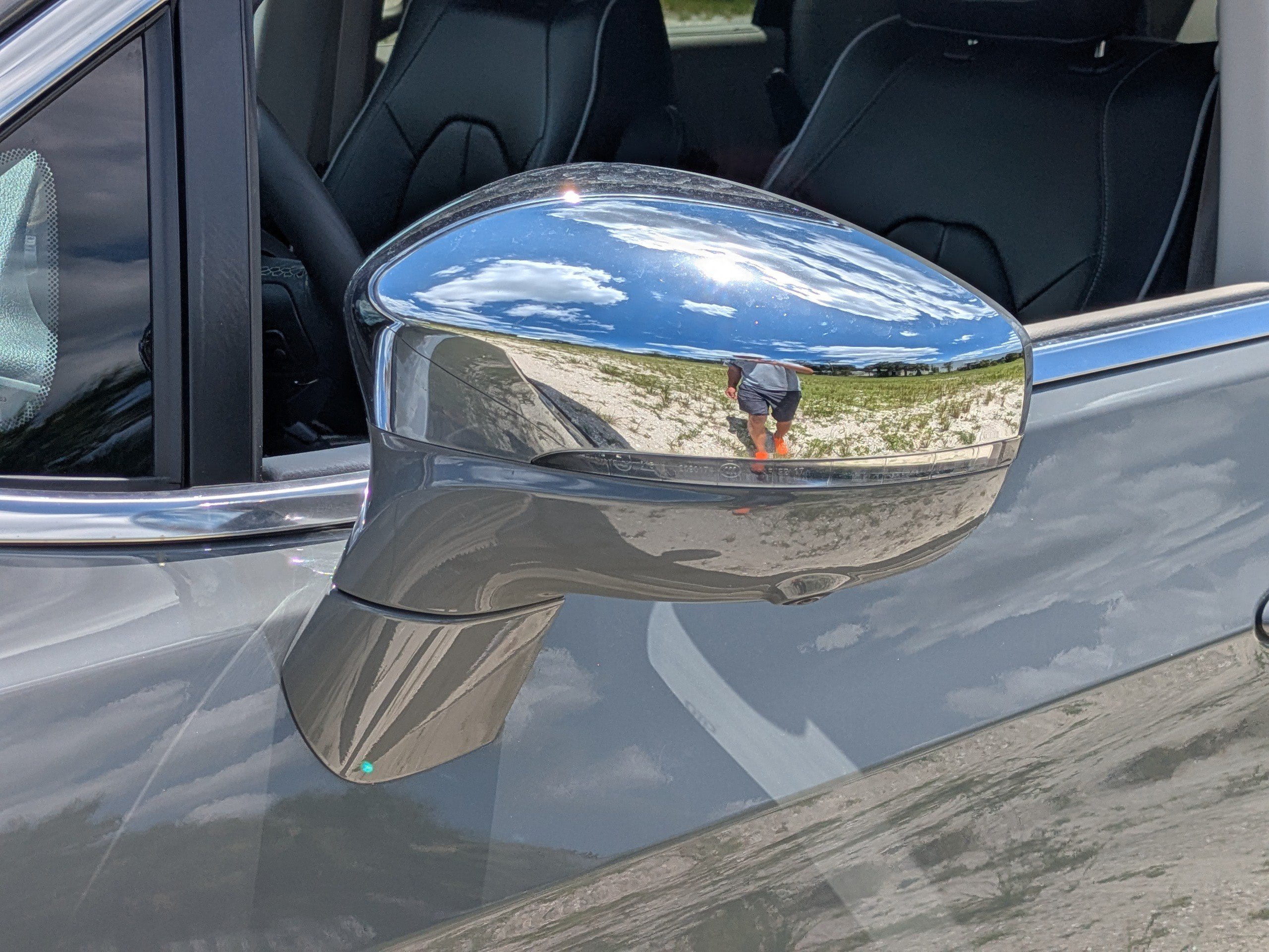 Used 2022 Chrysler Pacifica Limited FWD image 12