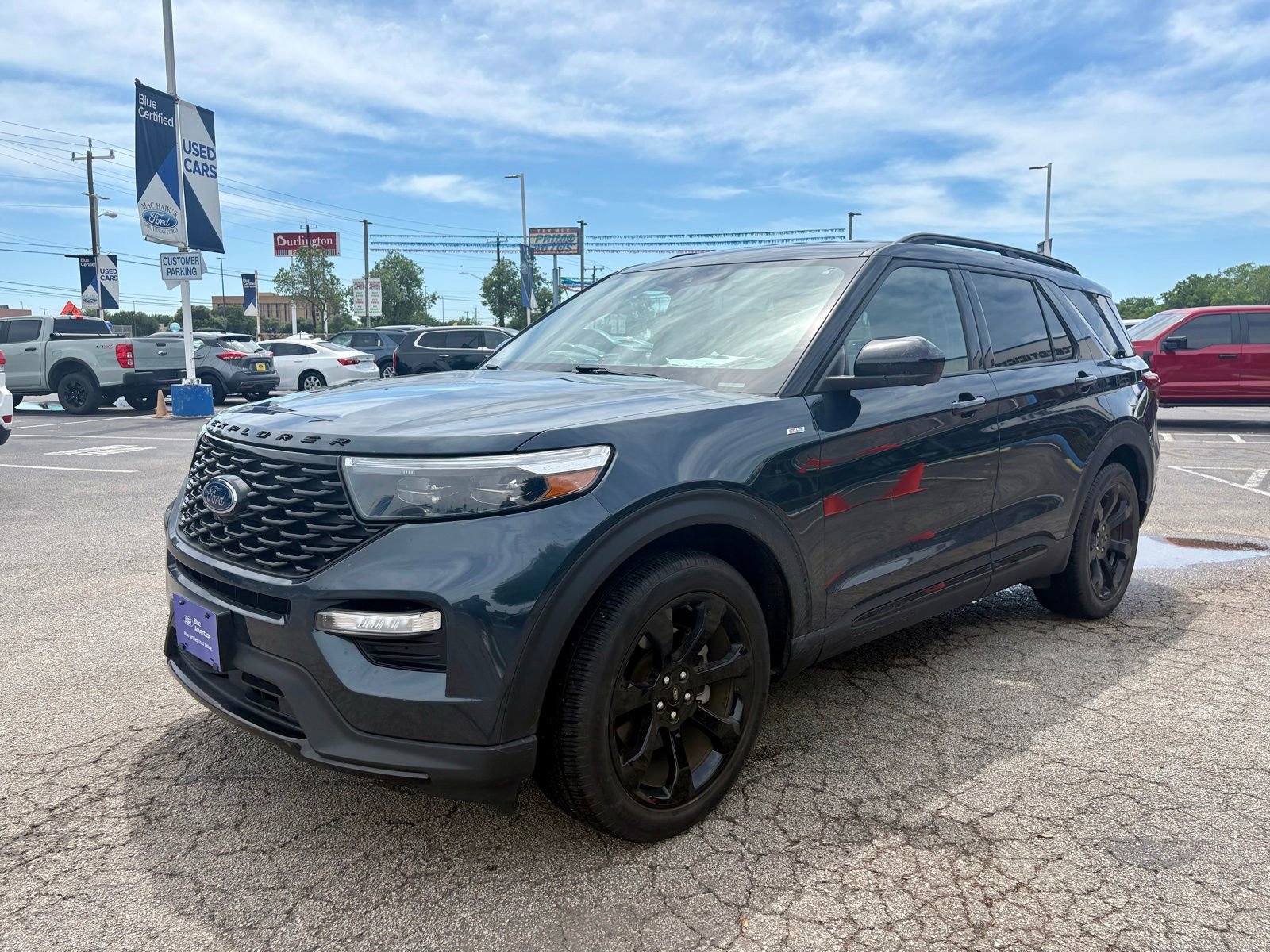 Certified 2023 Ford Explorer ST-Line w/ Class IV Trailer Tow Package RWD image 6