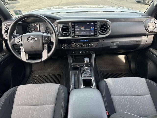 Used 2022 Toyota Tacoma TRD Off-Road image 17