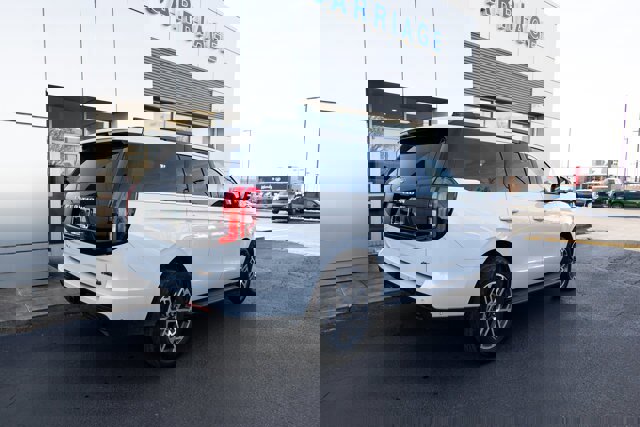 Certified 2025 Ford Expedition Active image 4