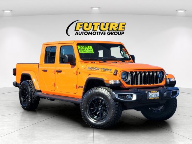 Used 2025 Jeep Gladiator Sport