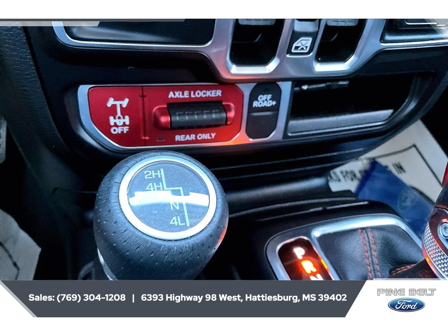 Used 2022 Jeep Gladiator Mojave w/ LED Lighting Group AWD/4WD image 23