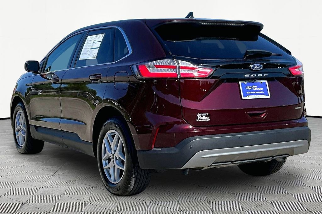 Certified 2024 Ford Edge SEL w/ Convenience Package AWD/4WD image 2