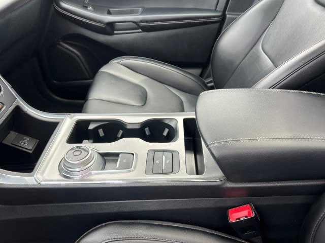 Certified 2022 Ford Edge Titanium AWD/4WD image 16
