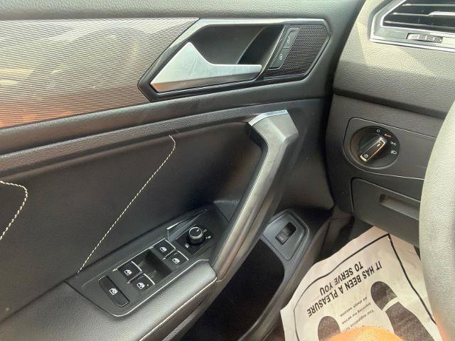 Used 2023 Volkswagen Tiguan SE FWD image 22