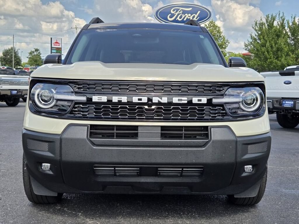 Certified 2025 Ford Bronco Sport Outer Banks AWD/4WD image 8