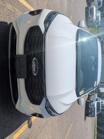 Certified 2023 Ford Escape ST-Line Select AWD/4WD image 8