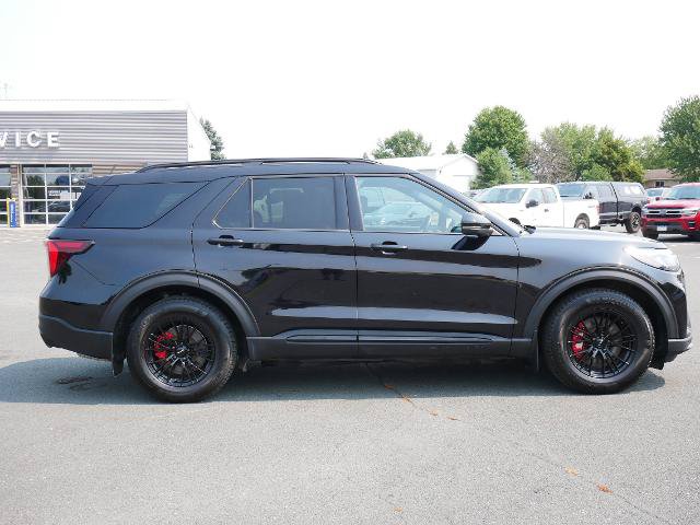 Certified 2025 Ford Explorer ST AWD/4WD image 6