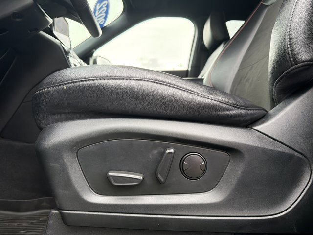 Certified 2022 Ford Explorer ST-Line AWD/4WD image 25