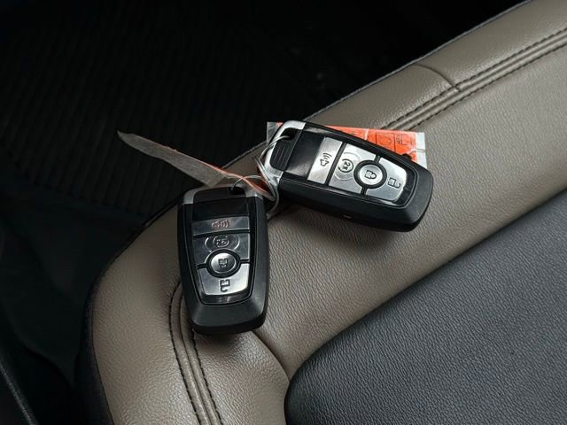 Certified 2023 Ford Bronco Wildtrak image 19