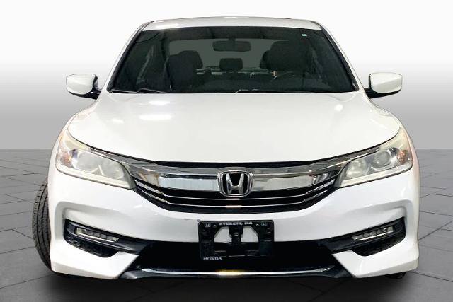 Used 2017 Honda Accord Sport image 4