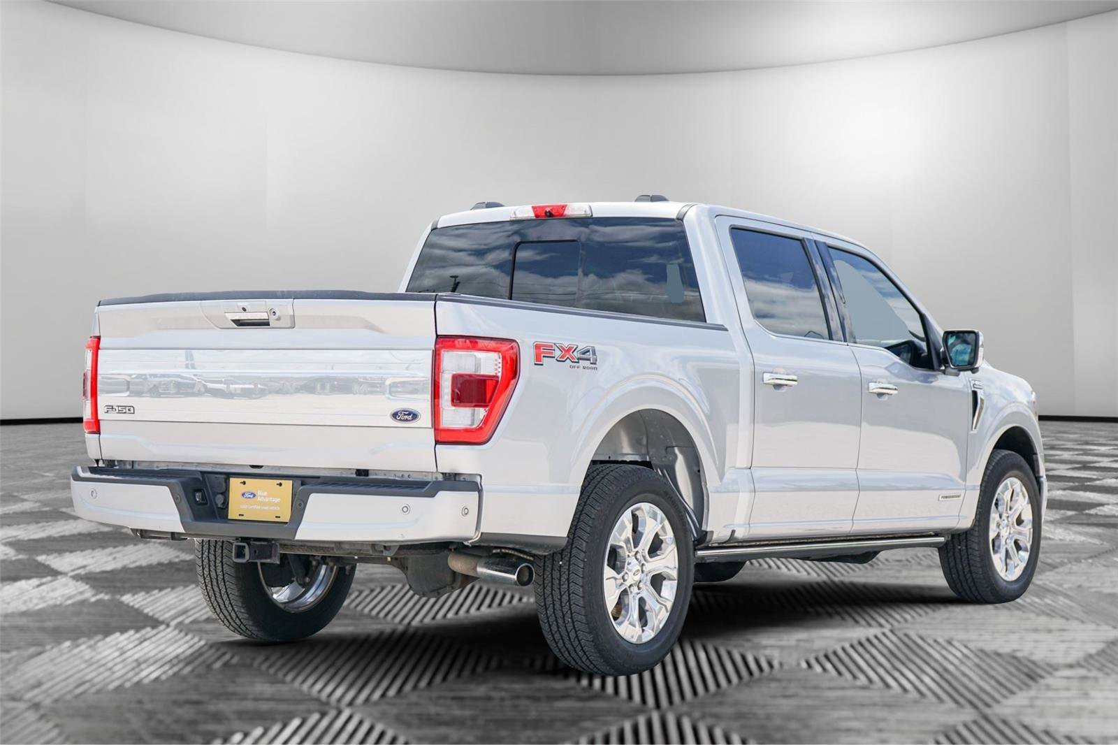 Certified 2021 Ford F150 Platinum w/ Equipment Group 701A High AWD/4WD image 7