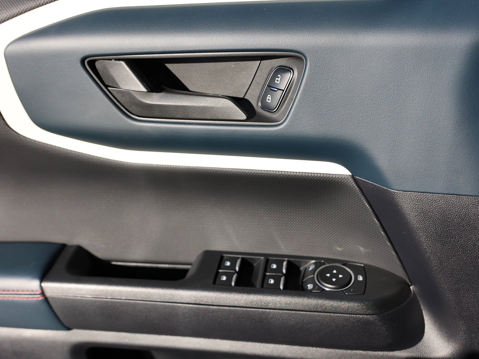 Certified 2024 Ford Bronco Sport Heritage w/ Heritage Convenience Package image 35