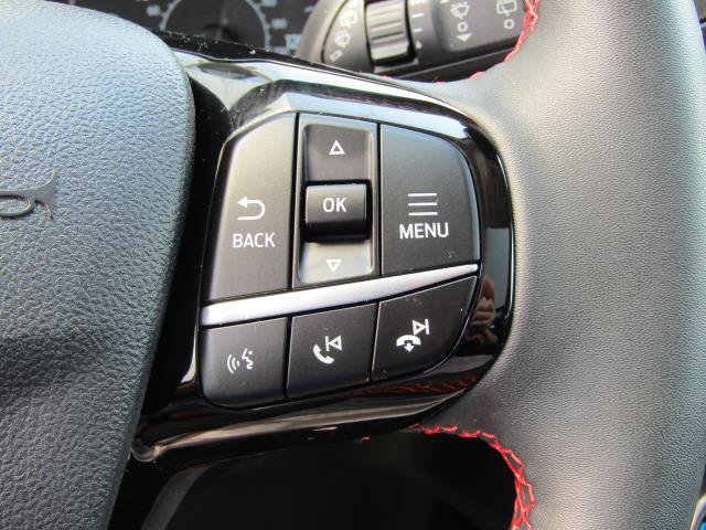 Certified 2022 Ford Escape SEL w/ SEL Stealth AWD Package image 21